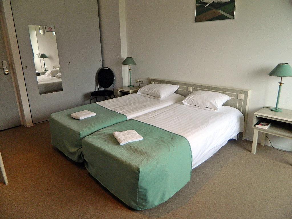 Hotel Lelystad Airport Room photo